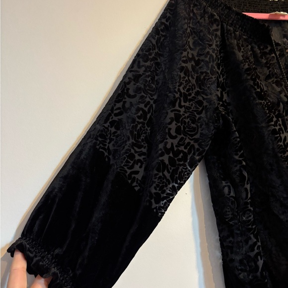 Jones New York Black Velvet and Sheer Floral Blouse - Picture 2 of 5